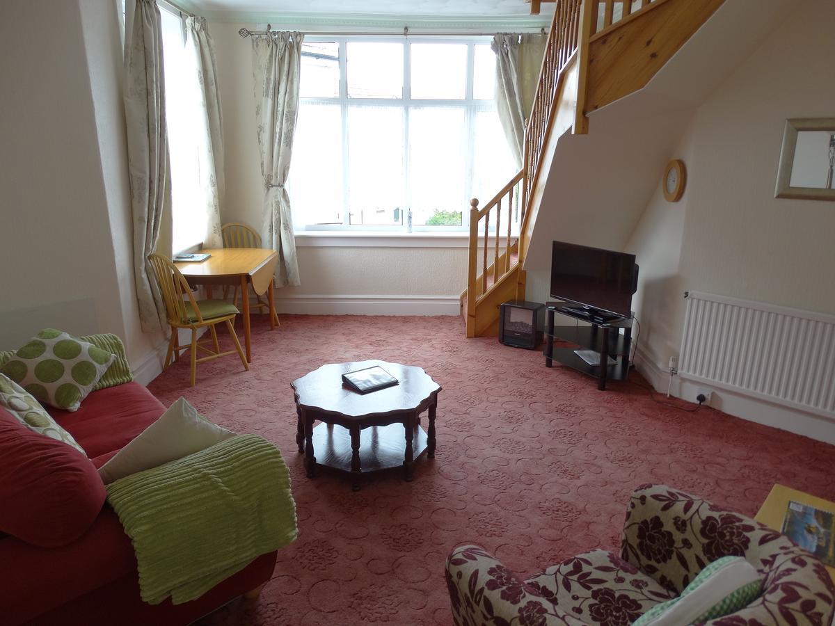 Beachmount Holiday Apartments Rhôs-on-Sea Zewnętrze zdjęcie
