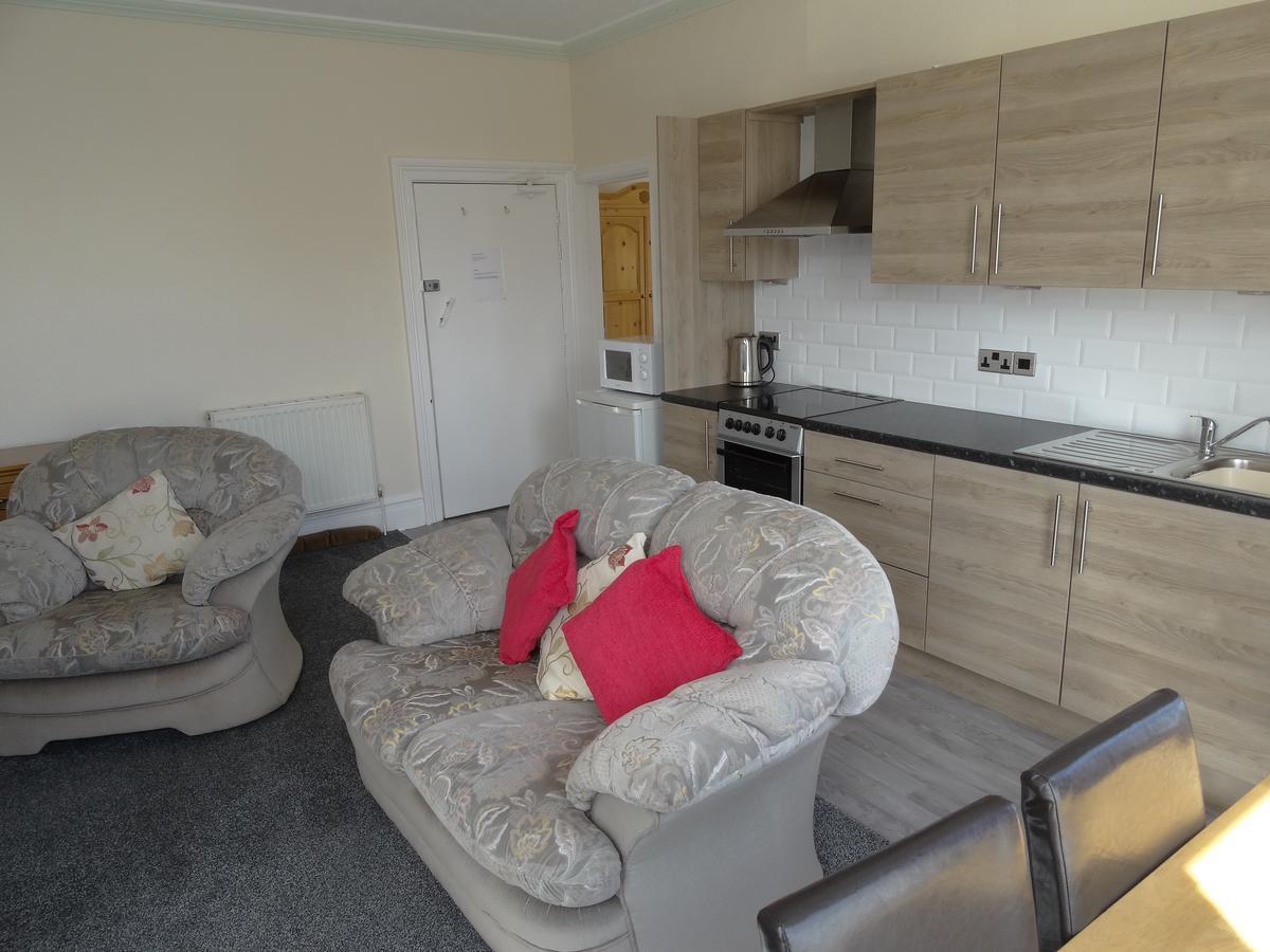 Beachmount Holiday Apartments Rhôs-on-Sea Zewnętrze zdjęcie